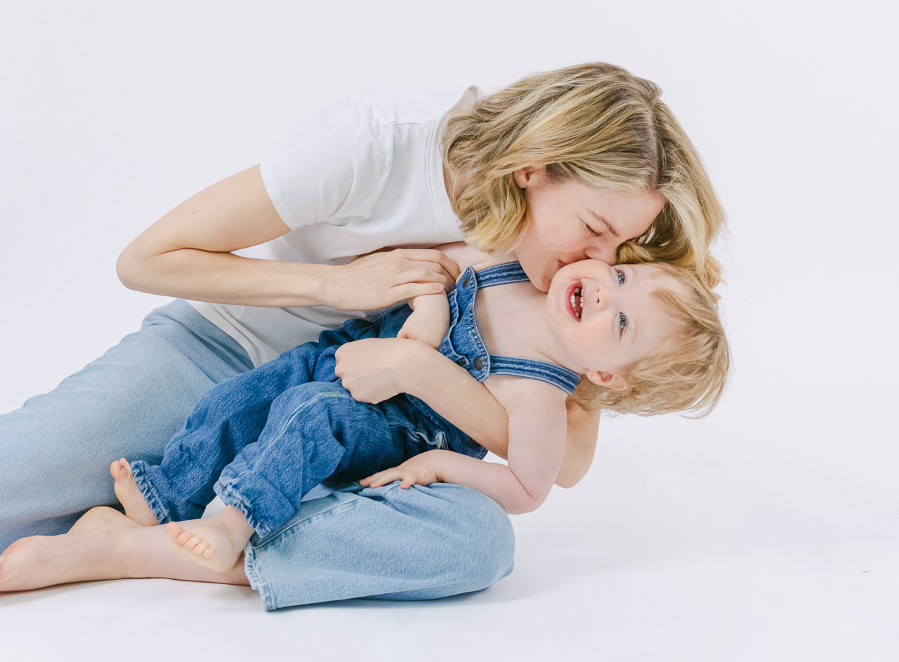 Why Mommy and Me Milestone Sessions Are So Special 6 2
